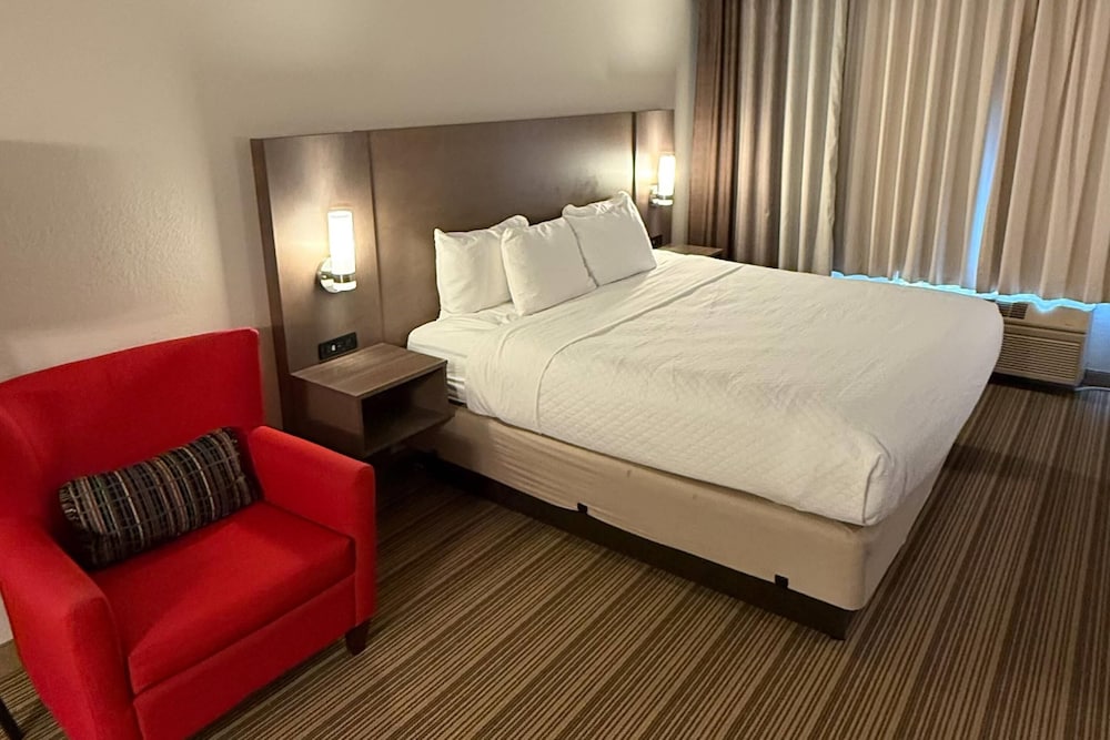 Country Inn Suites By Radisson Mason City Ia 18/50