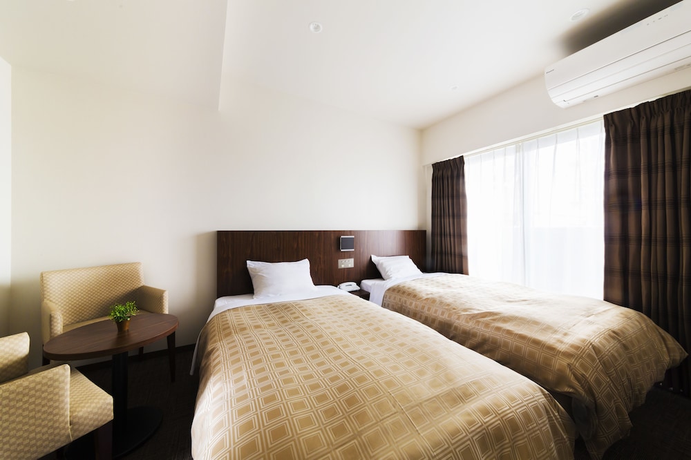 Kanku Izumisano First Hotel 8/50