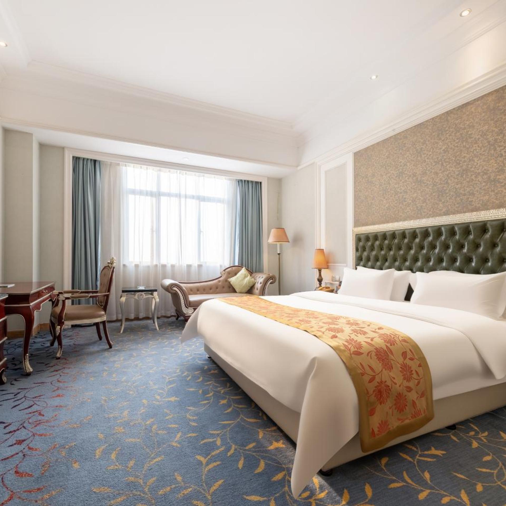 Yinquan Hotel 9/46