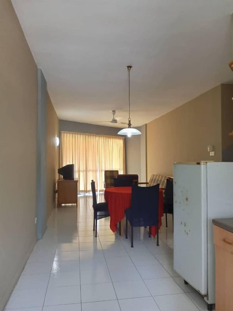 Seri Bulan Condominium 6/50