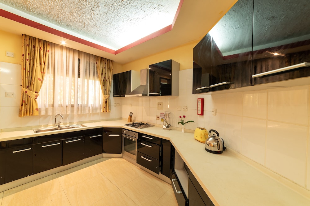 Royal Suites 19/47