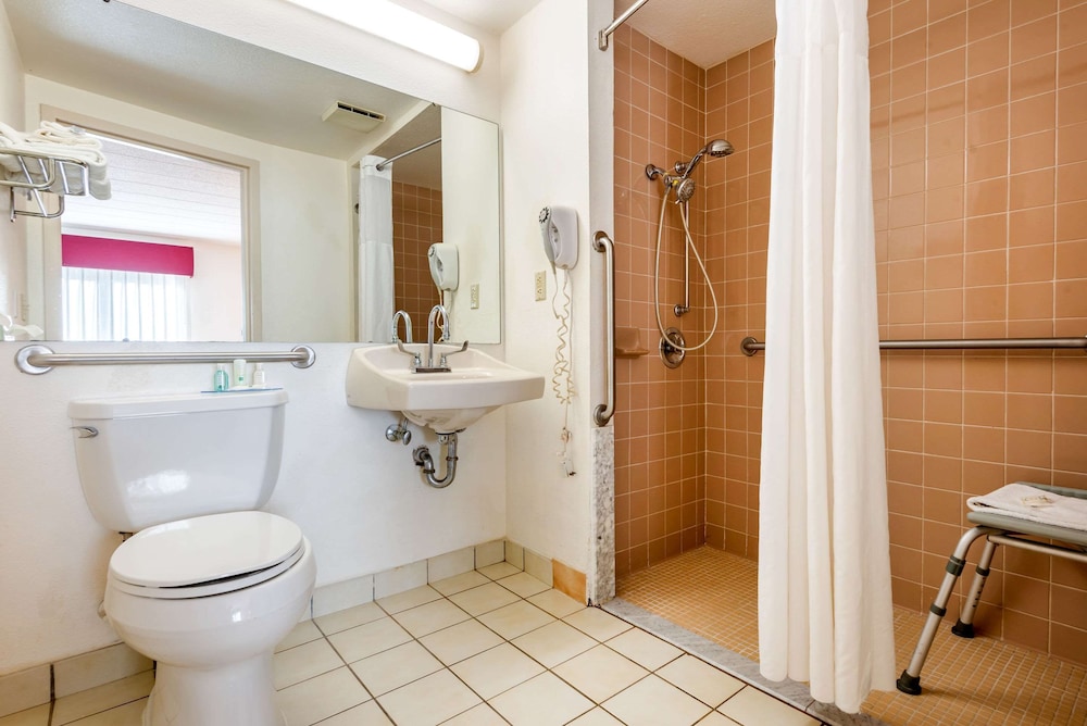 Quality Inn Falconer - Jamestown 14/44
