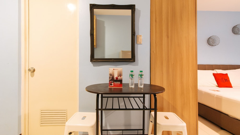 Reddoorz Plus Kamuning Quezon City 53/64