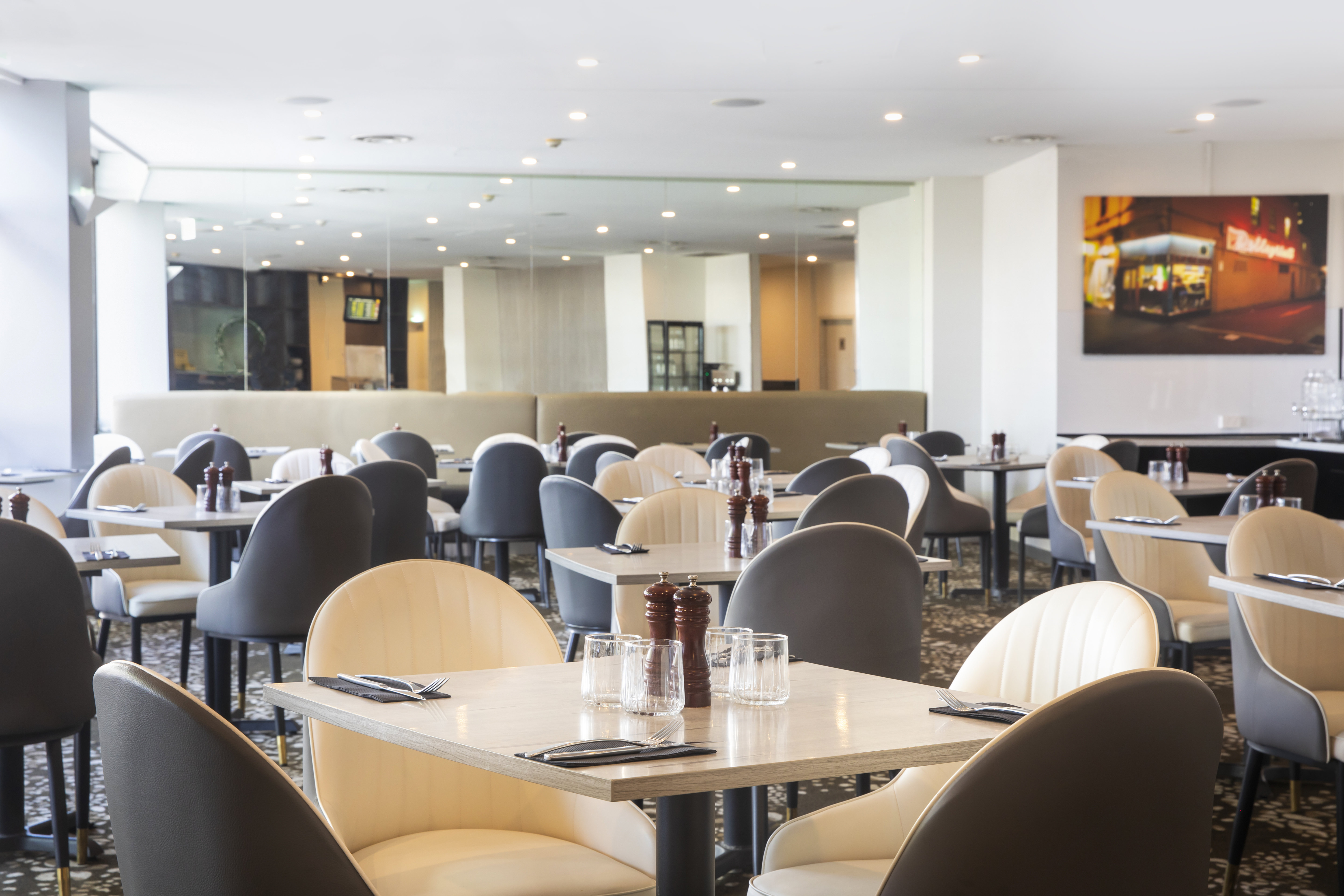 Holiday Inn Melbourne Airport 37/46