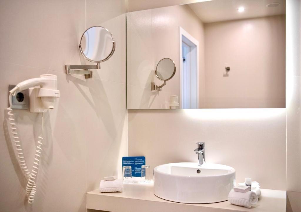 غرفة ديلوكس بسرير كينج، Hotel Cristal Porto 5/9