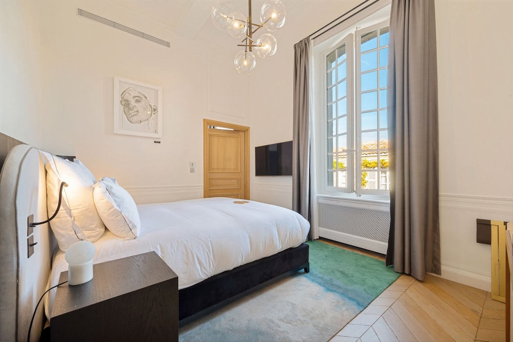 CLASSIC, DOUBLE BED