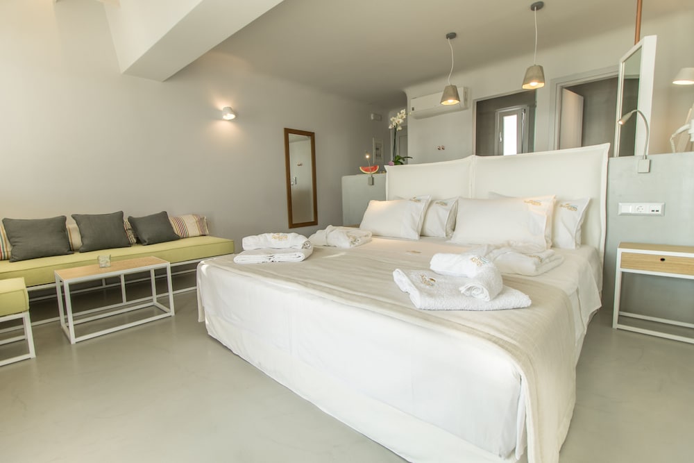 DELUXE, SUITE, SEA VIEW, HOT TUB