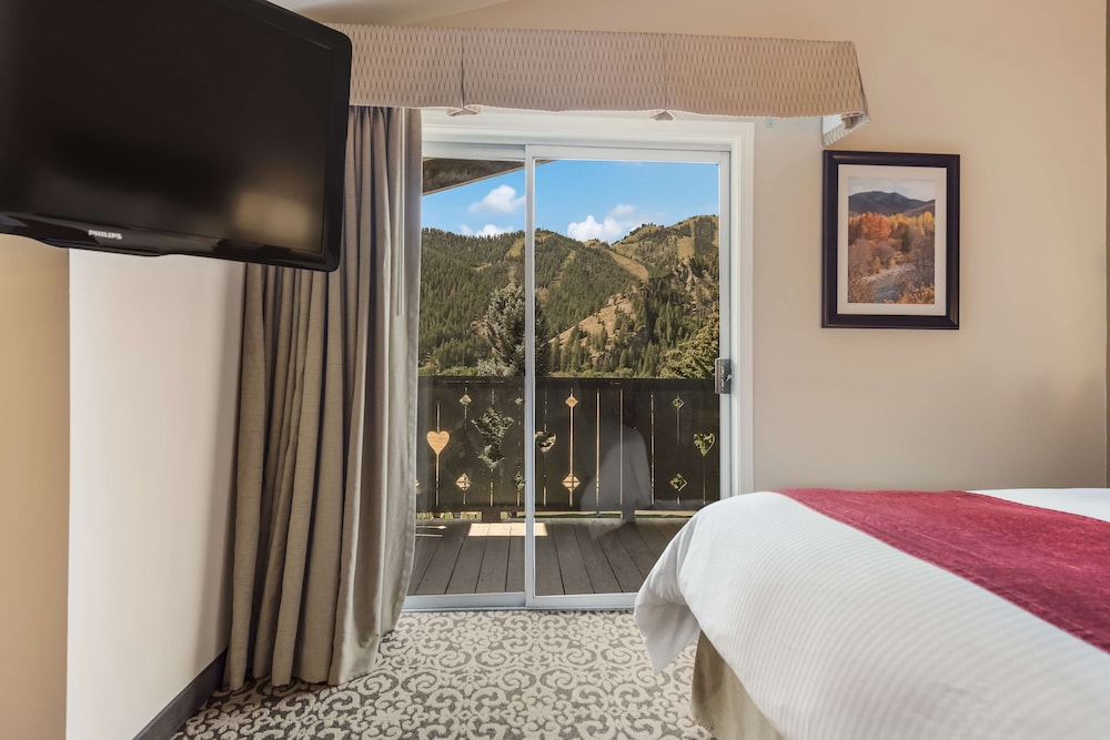 Best Western Tyrolean Lodge 29/68