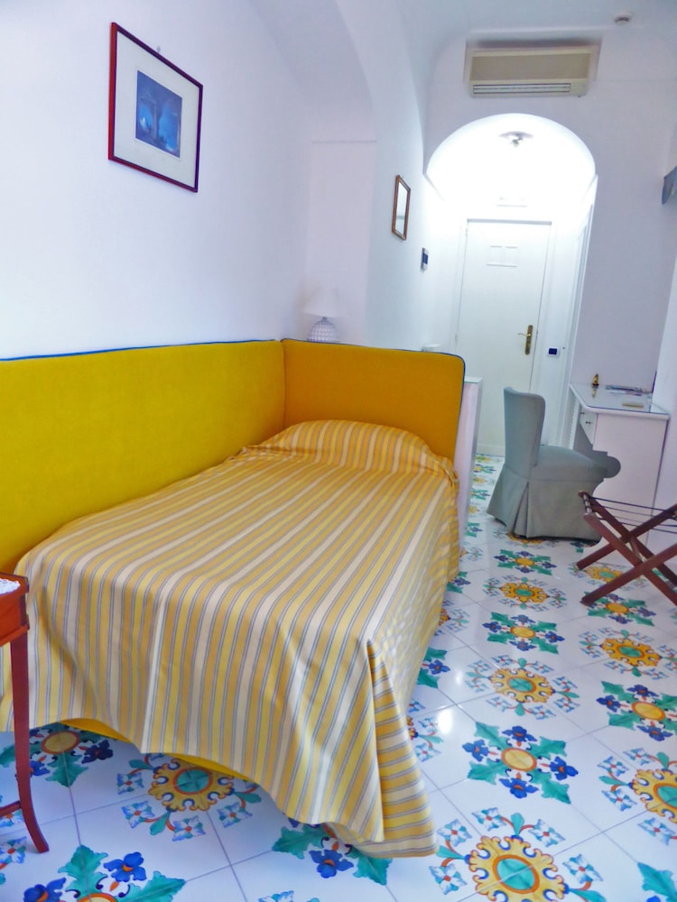 Hotel Gatto Bianco 10/46