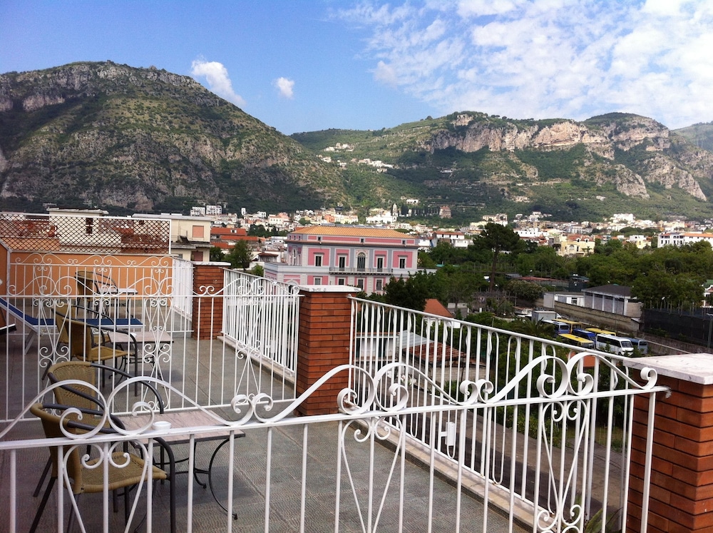 考斯莫马酒店(Cosmomare Hotel Sorrento) 图片3