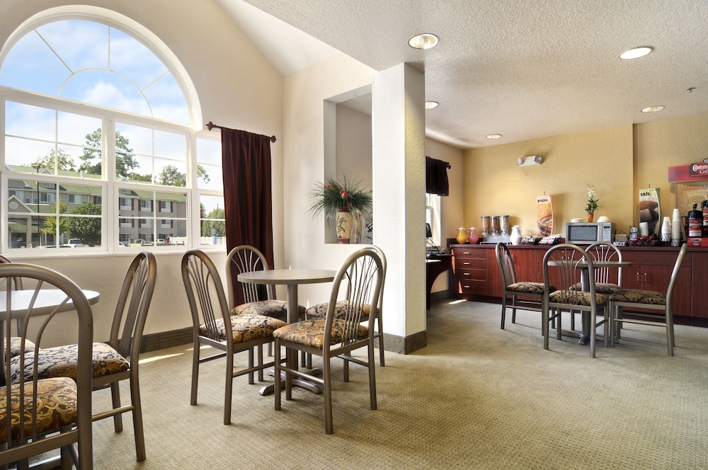Microtel Inn Suites By Wyndham Marianna 18/23