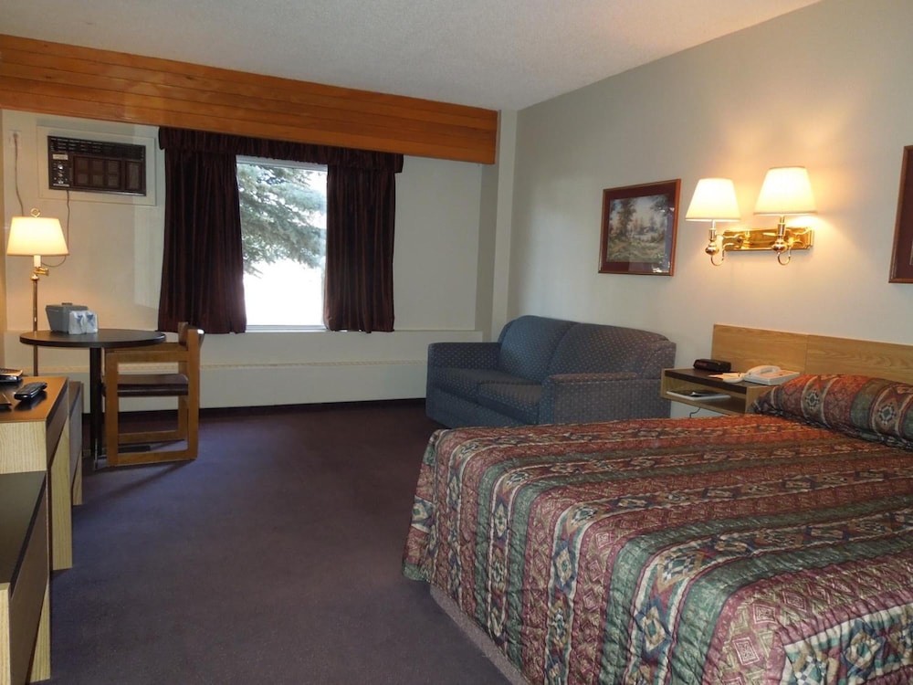 Walking Eagle Inn & Lodge 15/48
