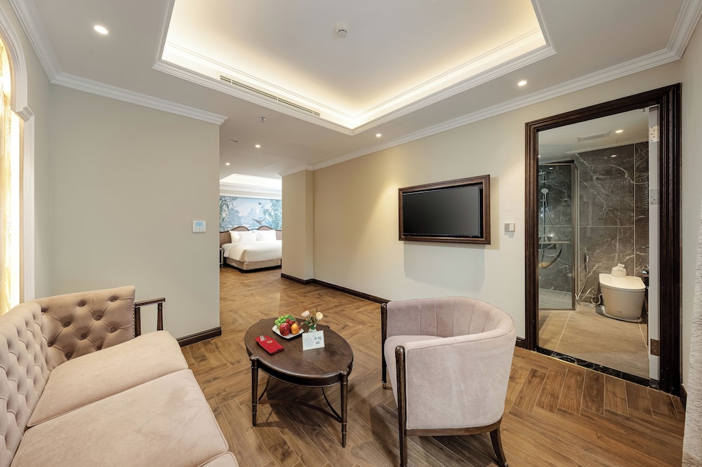 Heritage Hamlong Hotel & Spa 100/115