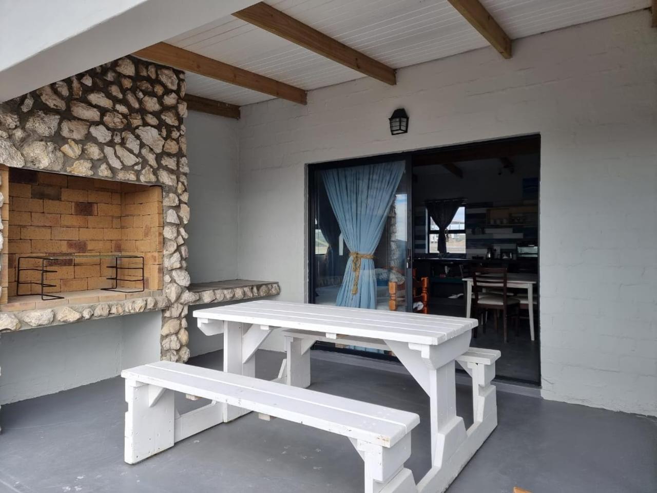 Rustic Hill Accommodation 17/32