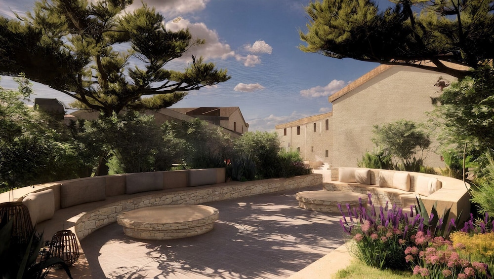 Costa Borgo Ragusa 30/35