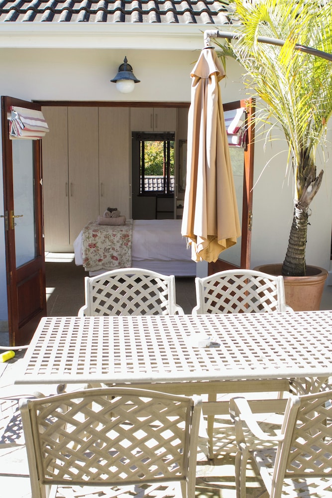 Cherry Berry Guest House 25/39