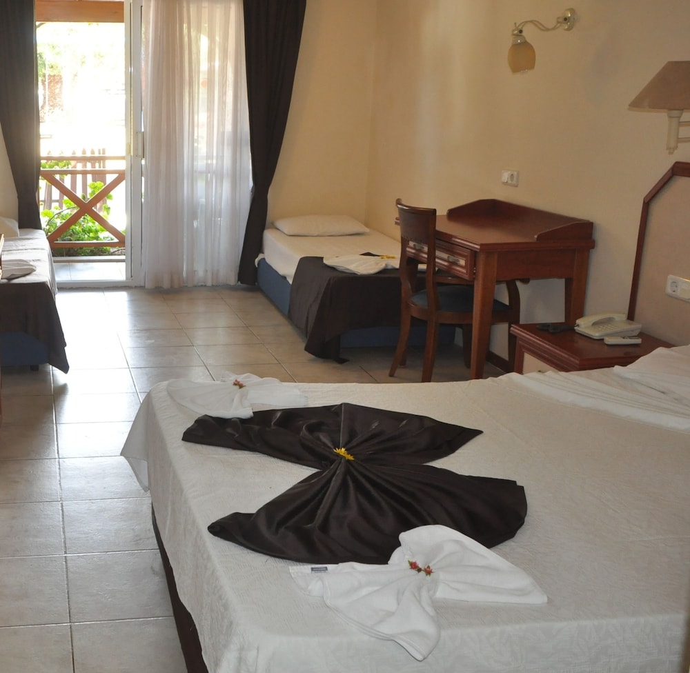 Pigale Beach Resort 29/66