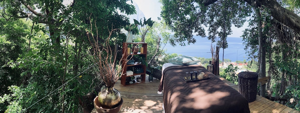 Green Fig Resort and Spa 53/60