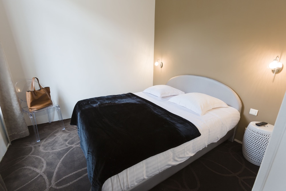 Hotel Le Saint Louis 22/50