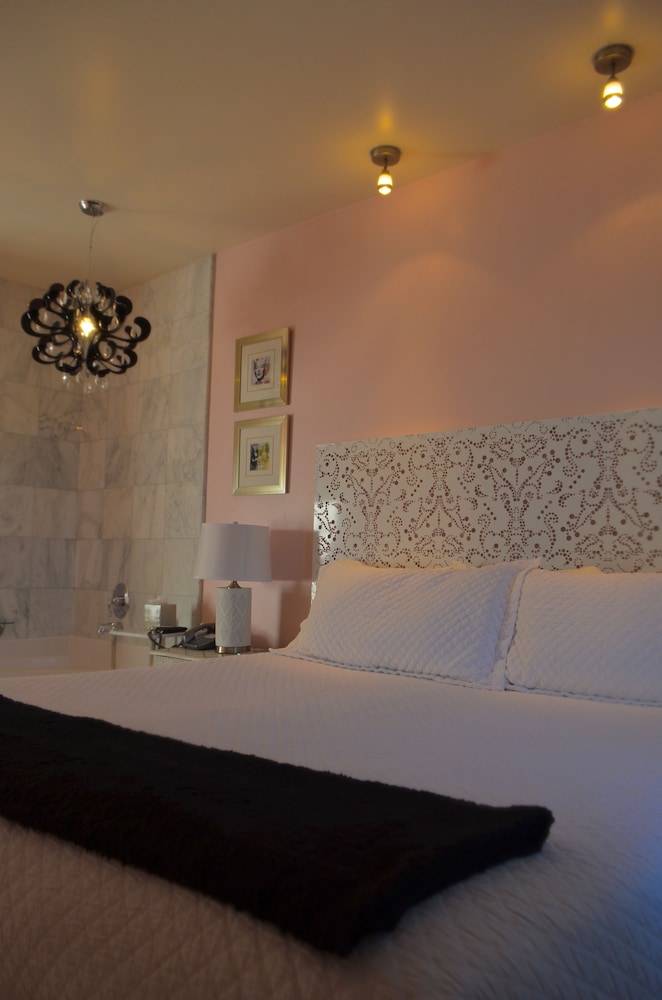 Hotel 1110 - Adults Only 71/75
