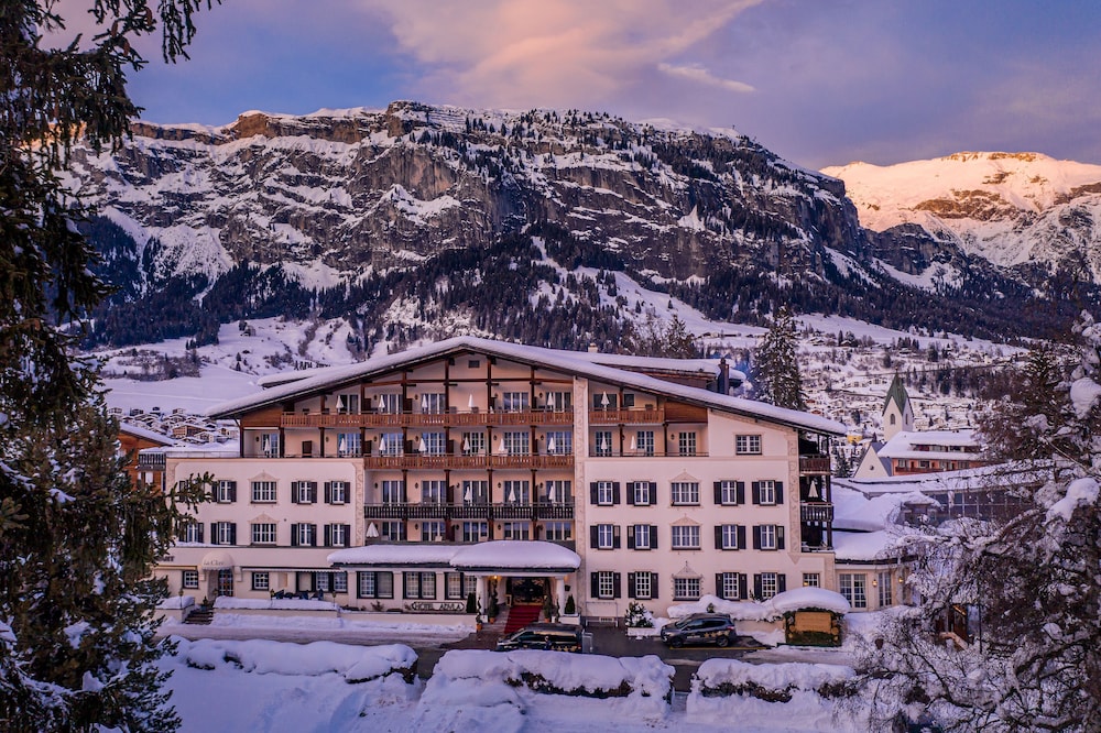 Hotel Adula in FLIMS