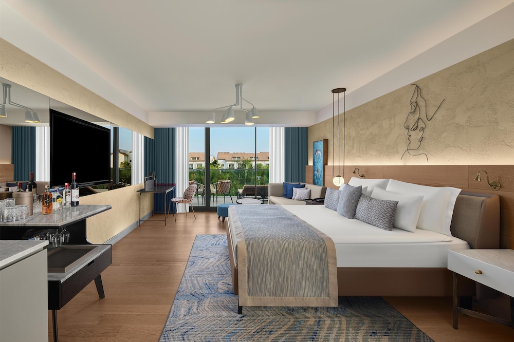 SUPERIOR JUNIOR SUITE