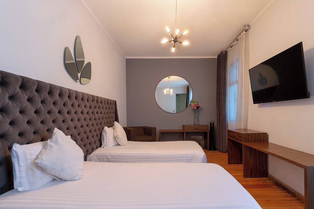 STANDARD, TWIN BEDS
