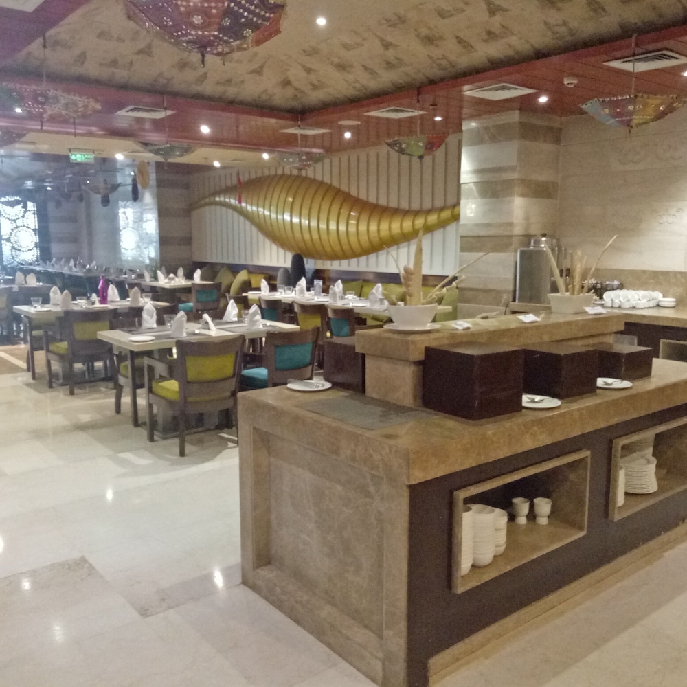 Renest Jaipur 36/49