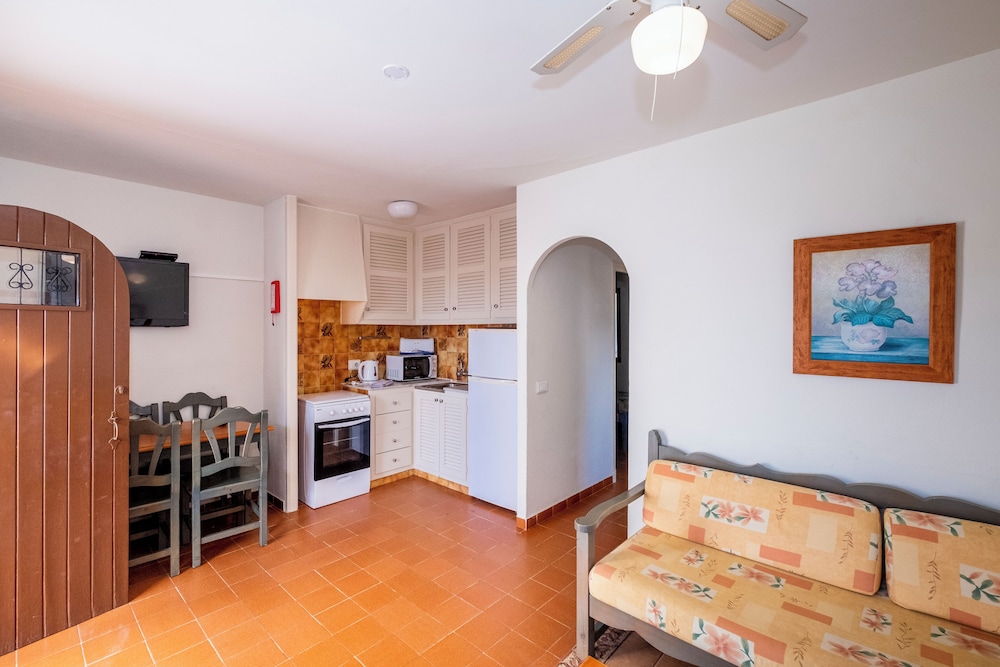 Son Bou Gardens Apartments 16/49