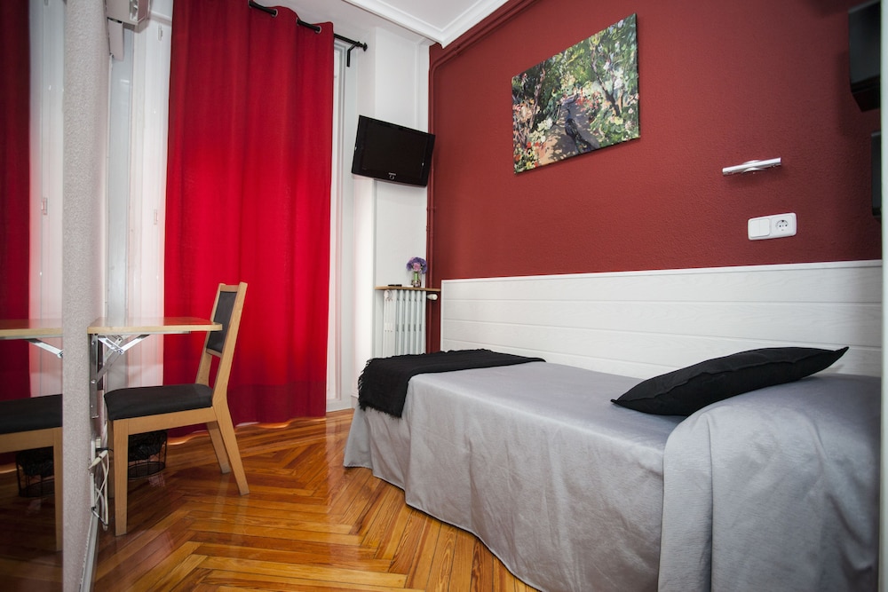 غرفة قياسية مفردة بإطلالة على المدينة بغرفة نوم واحدة، Hostal Aresol 11/15