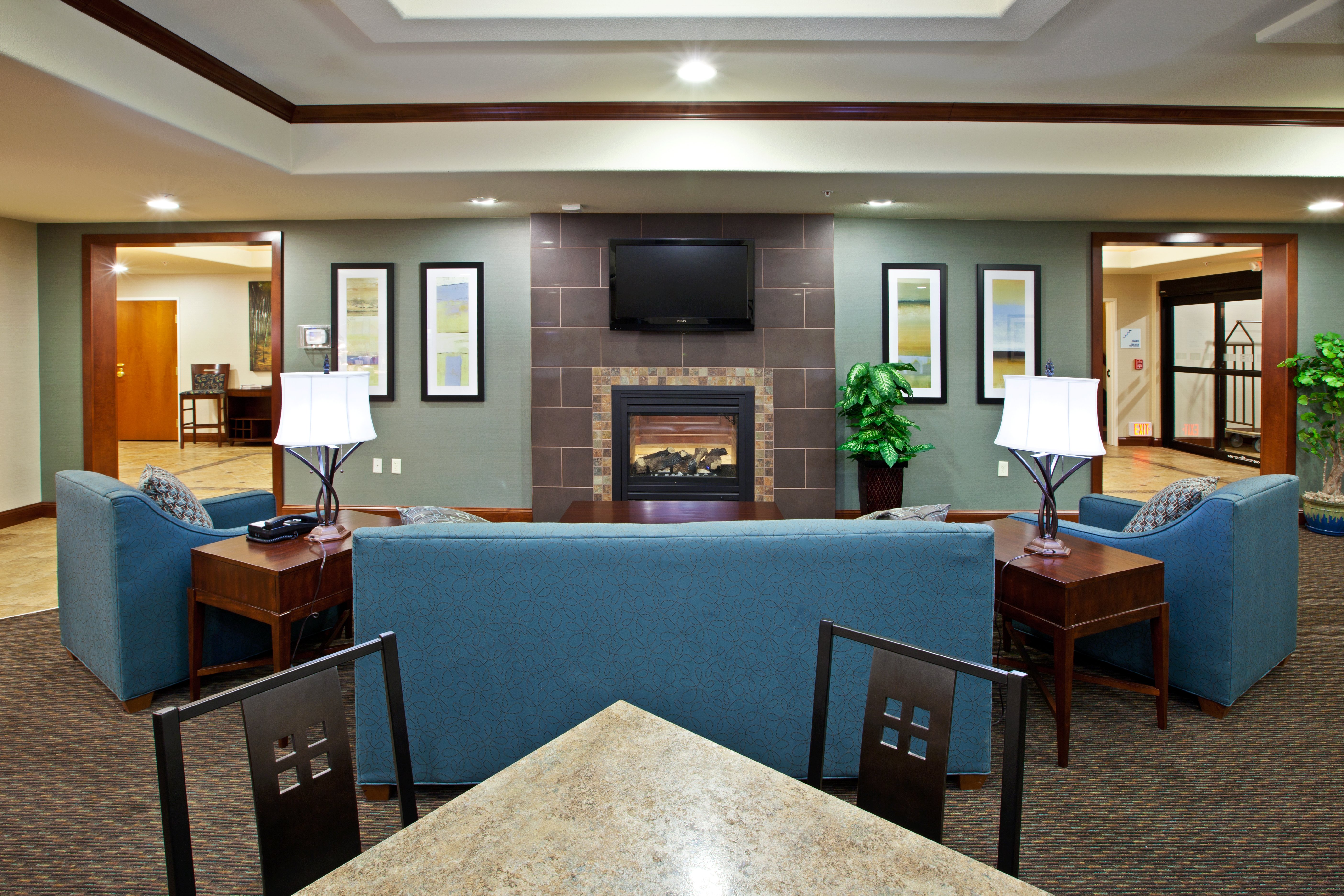 Holiday Inn Express Hotel & Suites Ripley 57/68