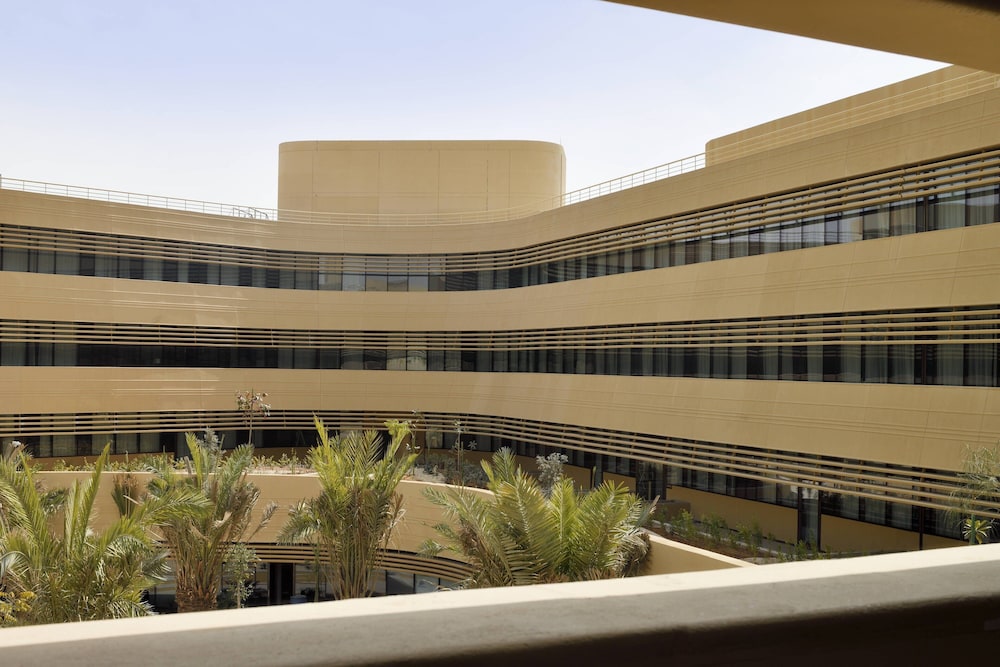 الحي الدبلوماسي الرياض - شقق ماريوت التنفيذية(Riyadh Diplomatic Quarter - Marriott Executive Apartments) 7/68
