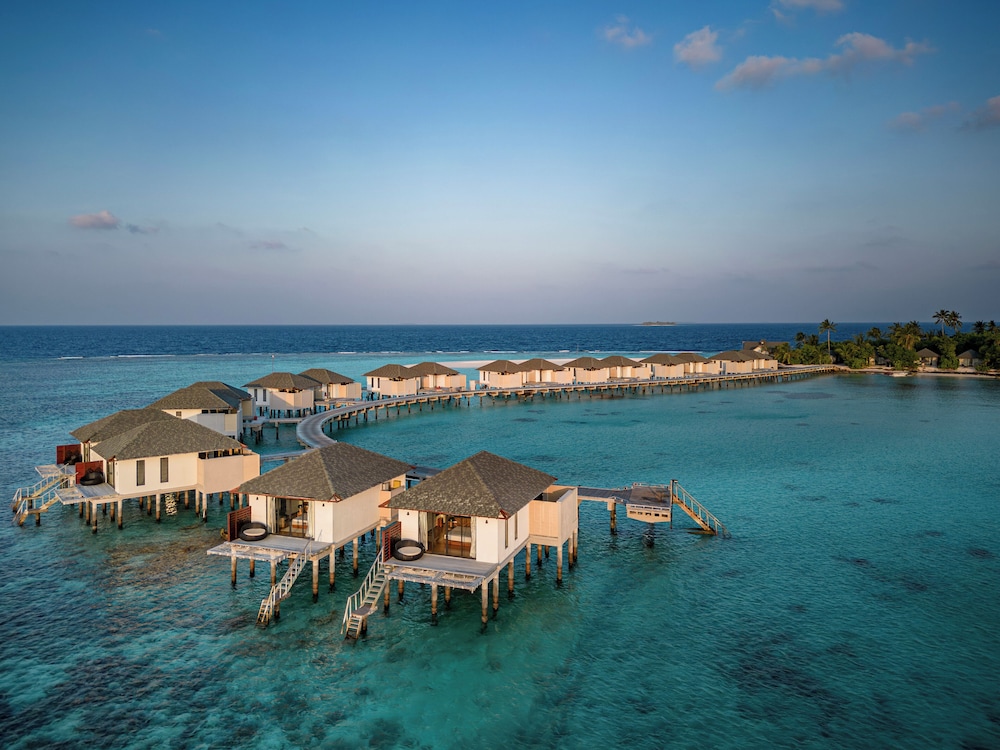 NH Collection Maldives Havodda Resort 78/81