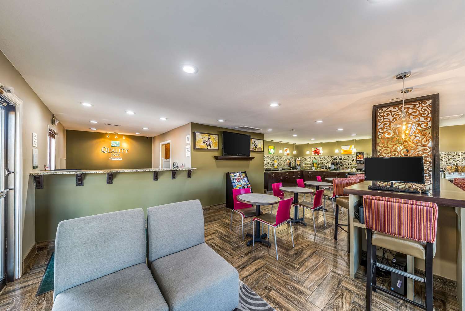 Quality Inn Glenpool - Tulsa 32/42