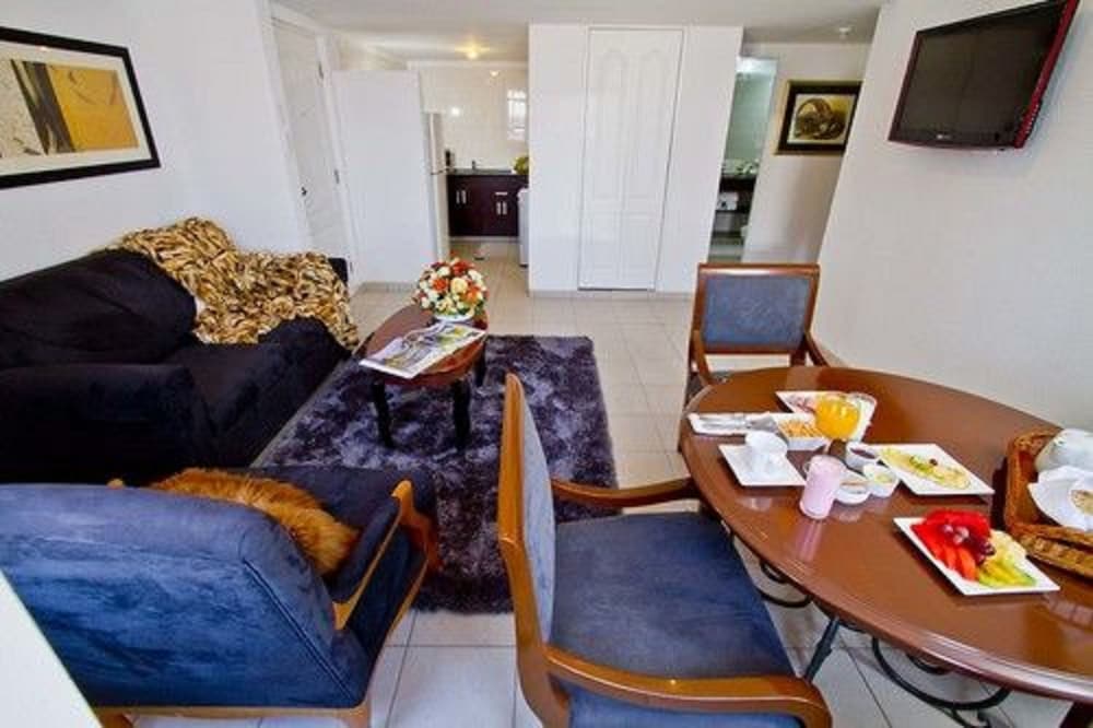Terranova Suites 33/44
