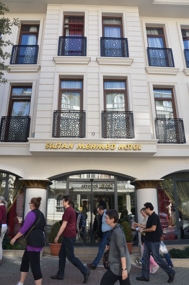 SULTAN MEHMED HOTEL 3/42
