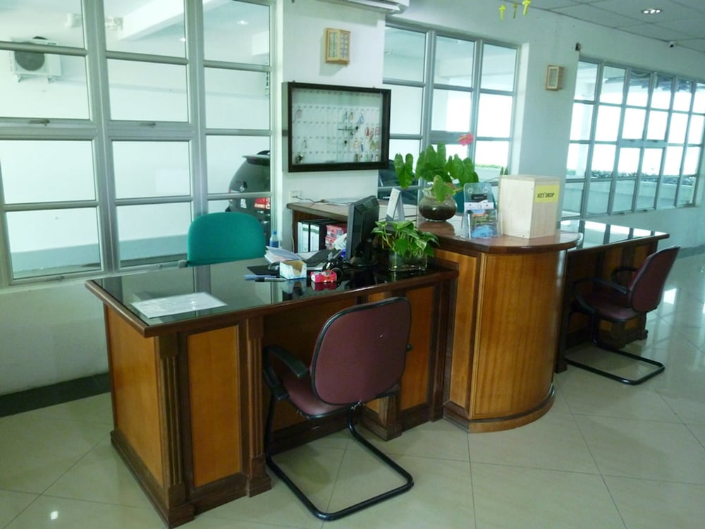 Arwana Inn 7/54