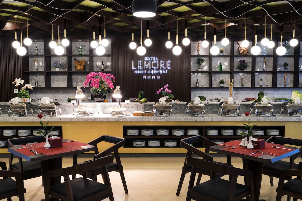 Le More Hotel 34/50