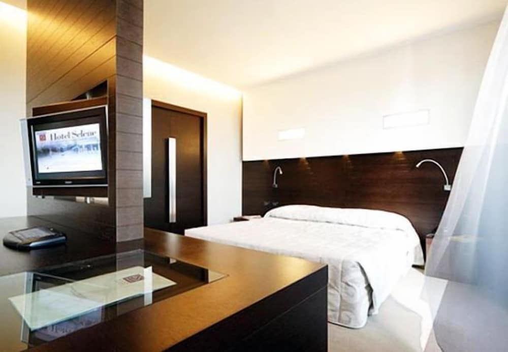 Hotel Selene 15/35