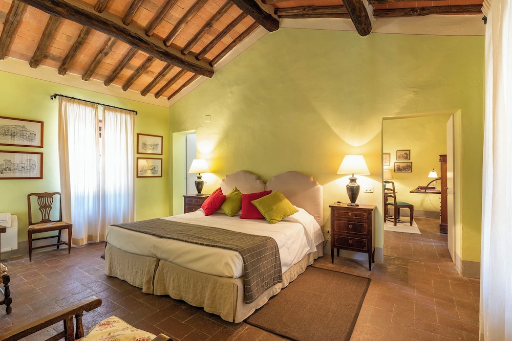 2 Bedrooms, Family, Quadruple, Queen and Twin Beds
