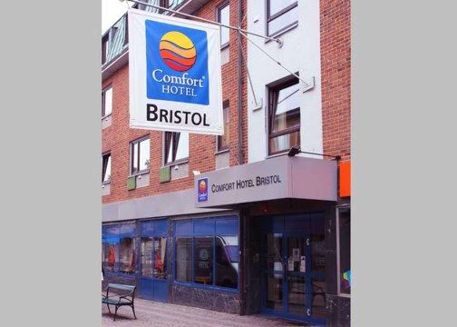 Home Hotel Bristol 2/36