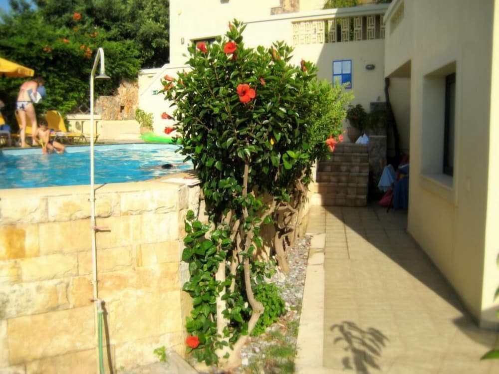 Villiana Holiday Apartments 40/50