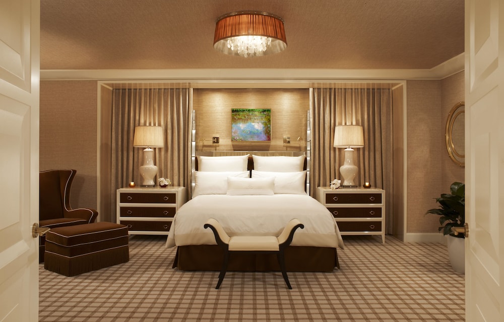 TOWER, ENCORE, SUITE, LIVING AREA