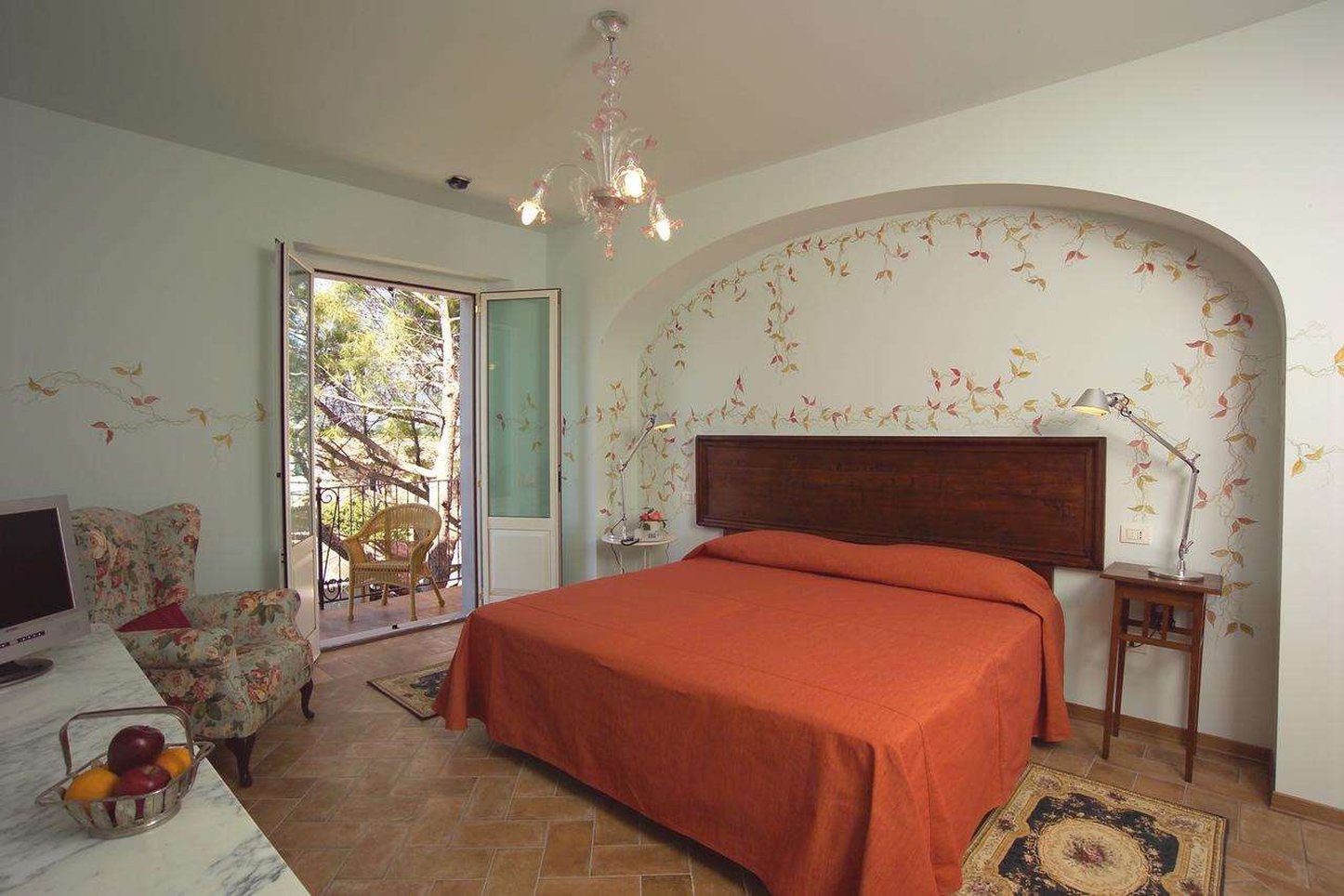 VILLA ZUCCARI 10/27