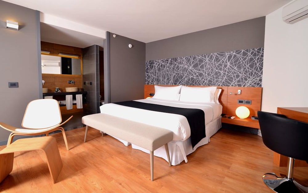 BIT Design Hotel 33/85
