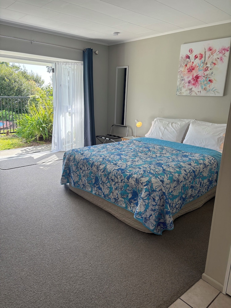 Ash Grove Boutique Motel 31/70