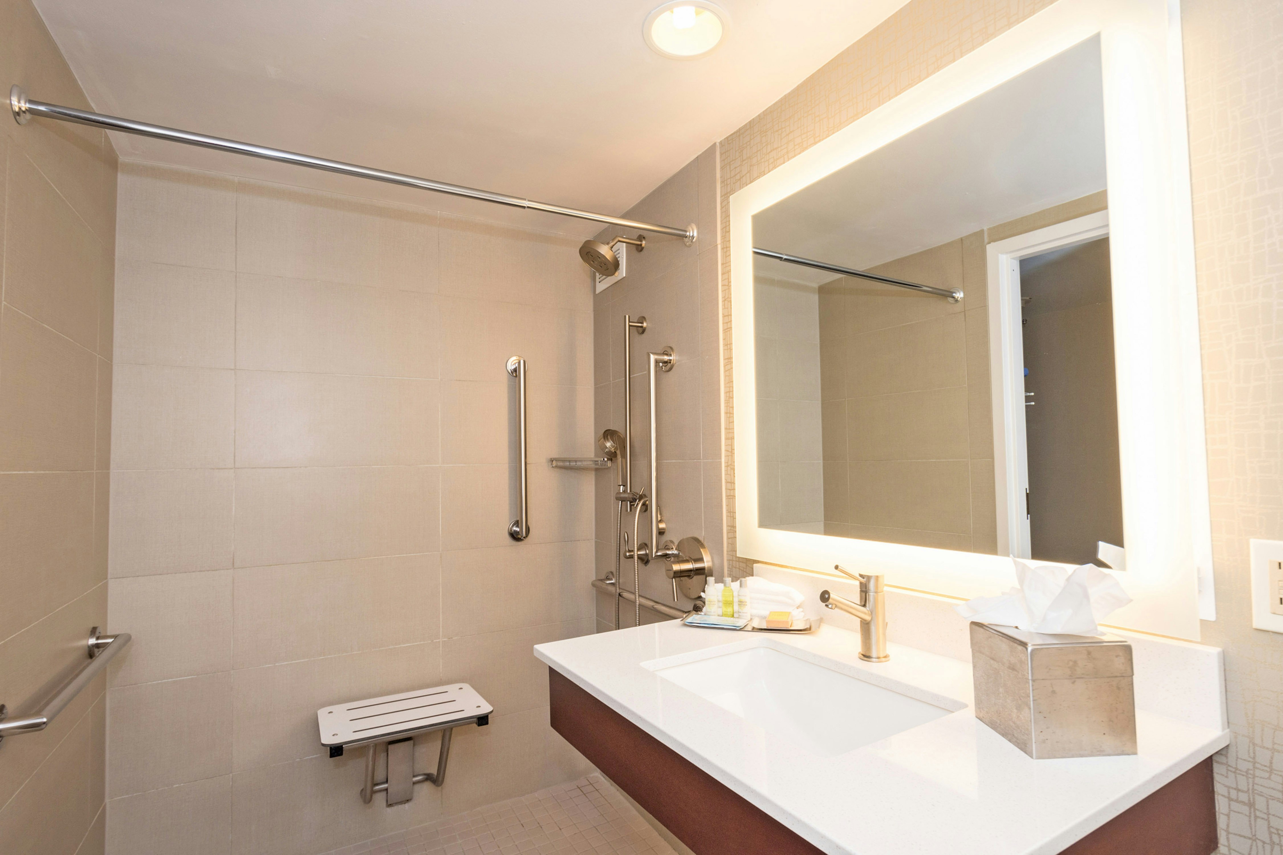 Room, King Bed, Accessible