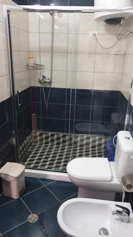 Haris Hotel Vlore 48/50