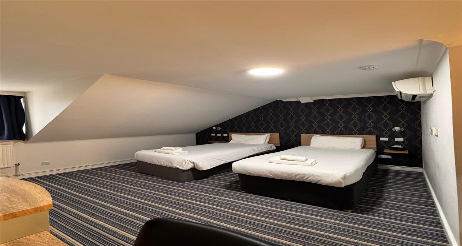 Andover Hotel 3/26