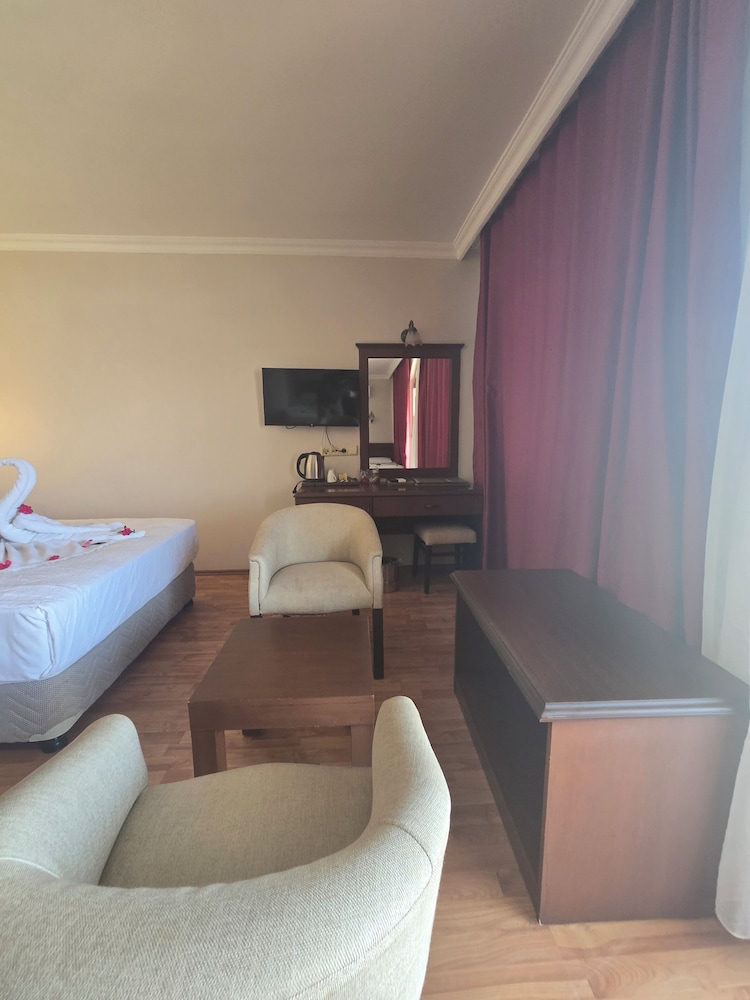 Stella Hotel 25/56